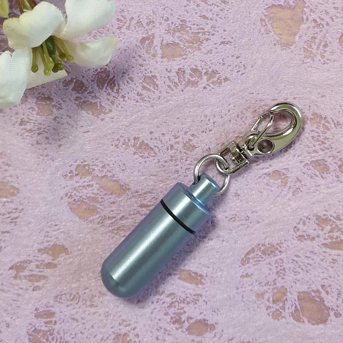 遺骨カプセル キーホルダー