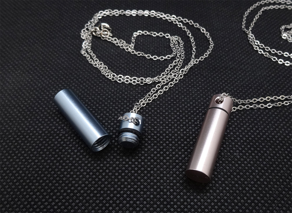 遺骨カプセル ネックレス